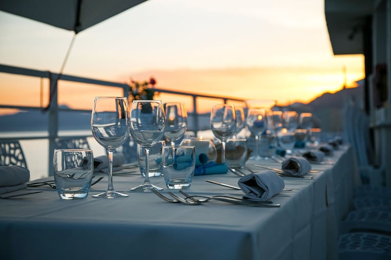 Restaurant Dining Table